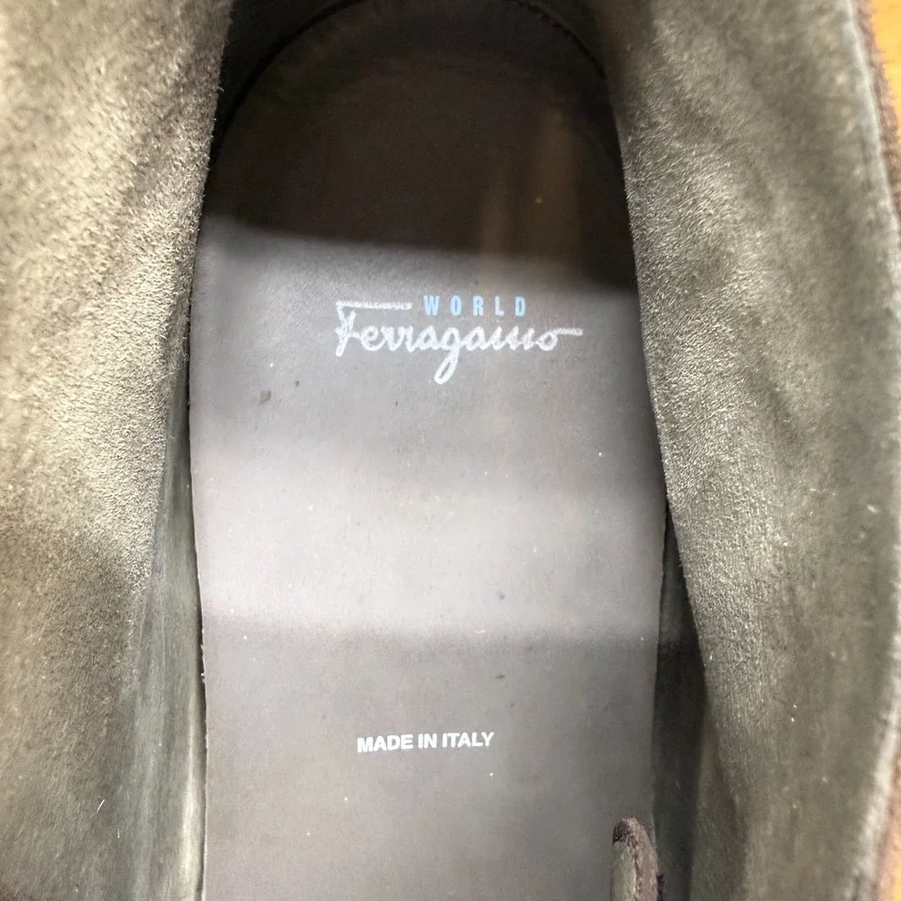 Salvatore Ferragamo Suede Apron Toe Chukka Boot Mens 11 UK 10 Mocha Suede Casual